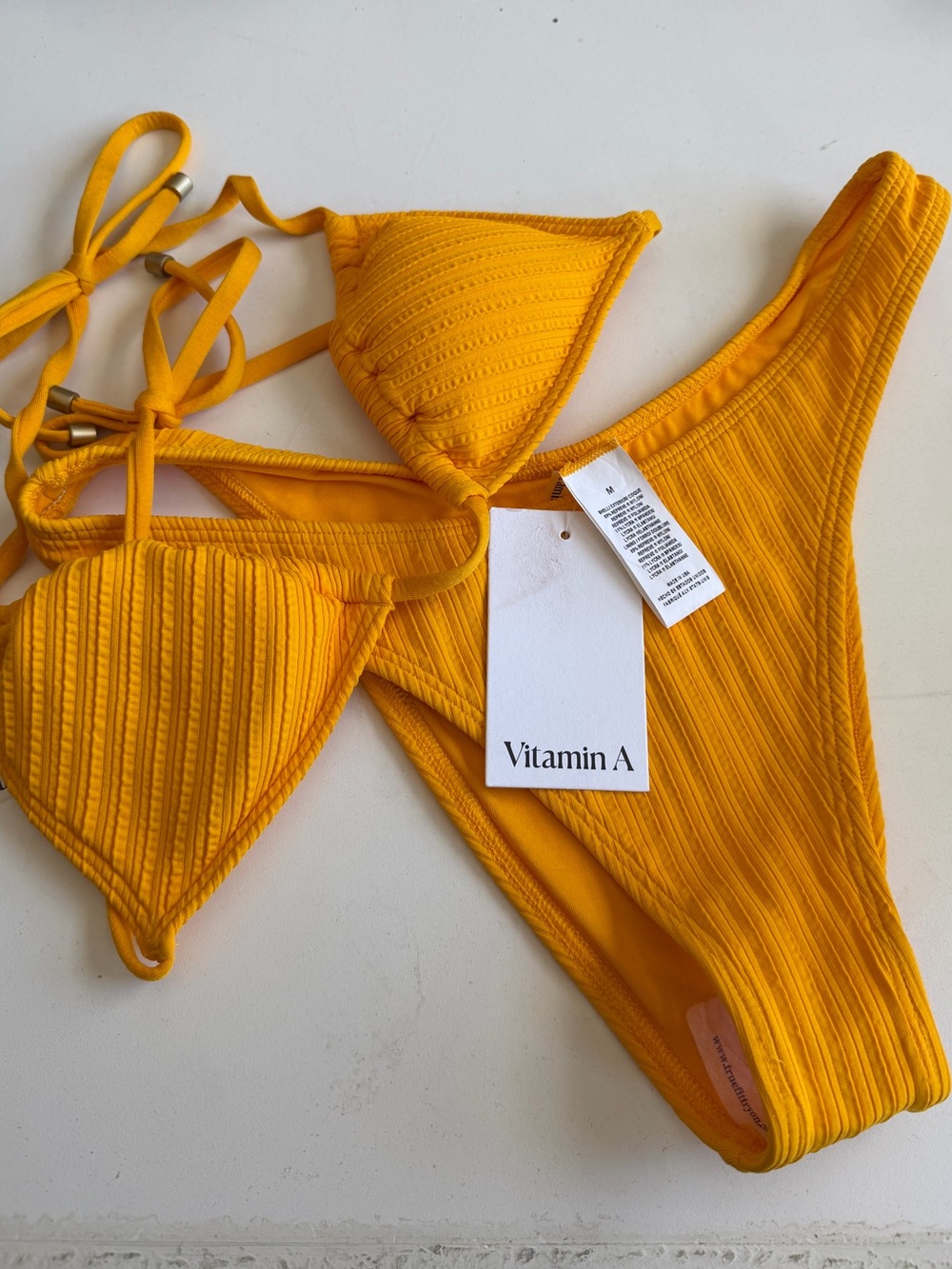 Vitamin A Deep Yellow Two Piece Bikini set top XS/S Bottoms Medium NWT